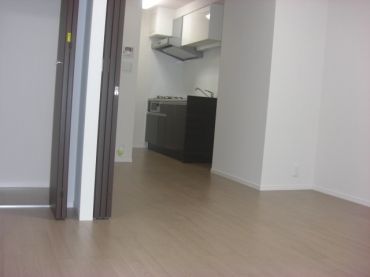 �y���ԁE���r���O�z�@